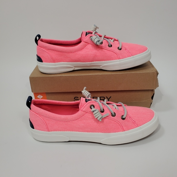 women's pier wave ltt canvas sneaker